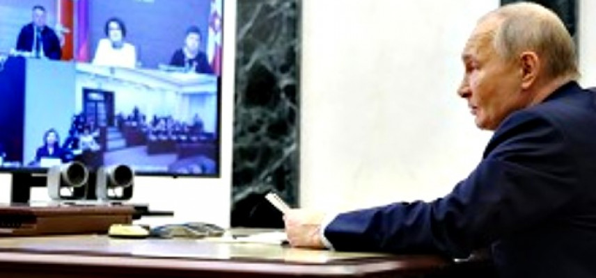 Путин поддержал инициативы научного руководителя ИНиСО РГГУ